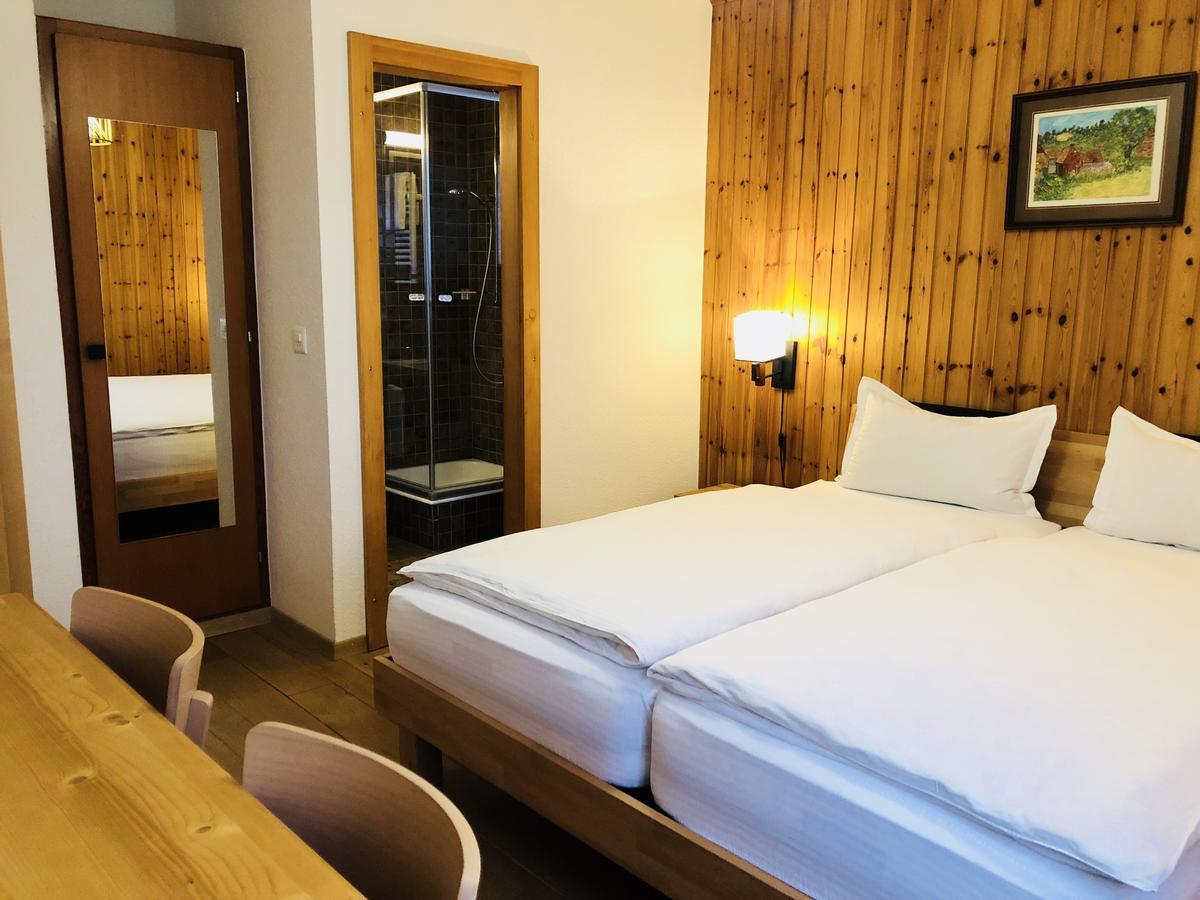 Qi-Lin Hotel Restaurant Ayer المظهر الخارجي الصورة