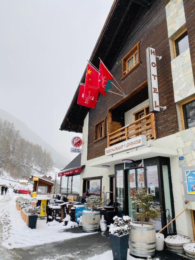 Qi-Lin Hotel Restaurant Ayer المظهر الخارجي الصورة