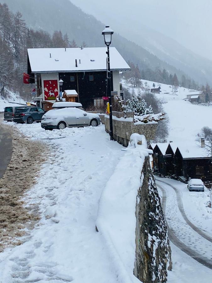 Qi-Lin Hotel Restaurant Ayer المظهر الخارجي الصورة