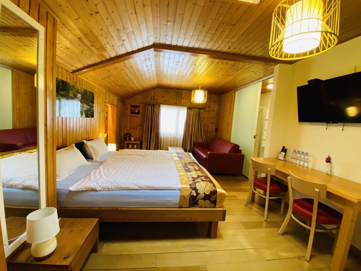 Qi-Lin Hotel Restaurant Ayer المظهر الخارجي الصورة