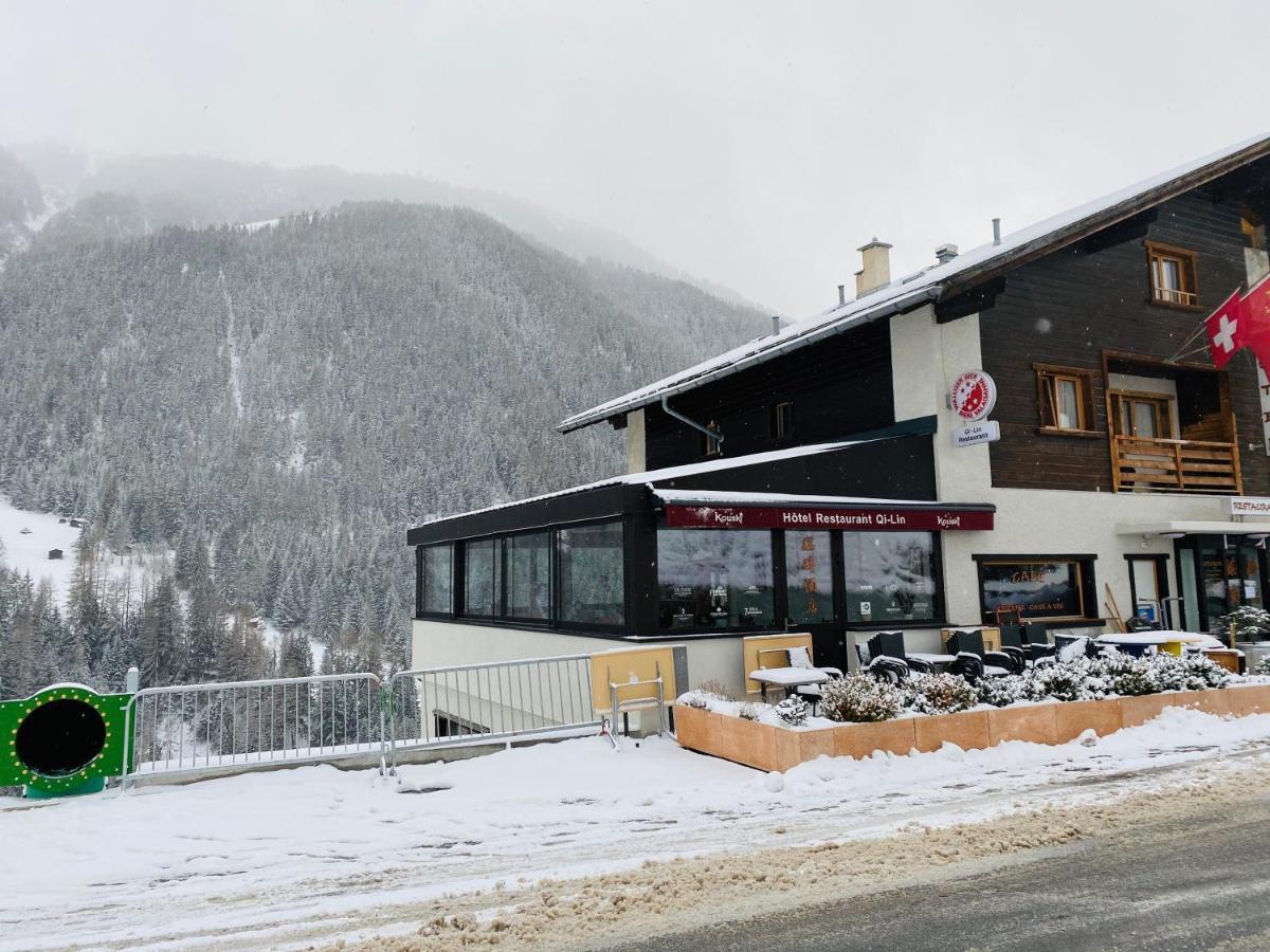 Qi-Lin Hotel Restaurant Ayer المظهر الخارجي الصورة